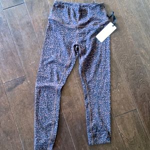 Let’s move Varley leggings, brand new!